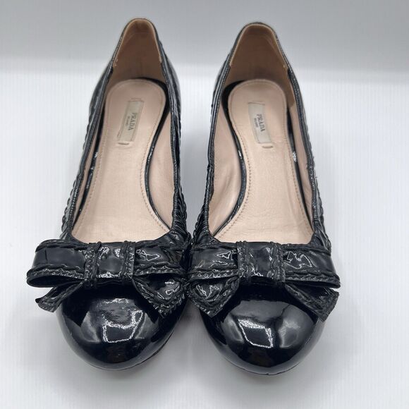 Prada Black Patent Leather Heels - Picture 3 of 16